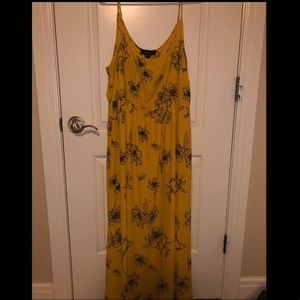FOREVER 21 MAXI DRESS🌼